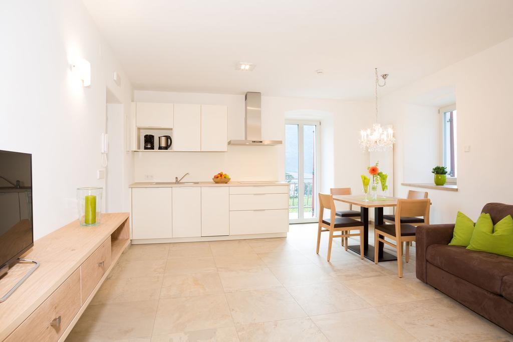Apartment mit 2 Schlafzimmern und Balkon